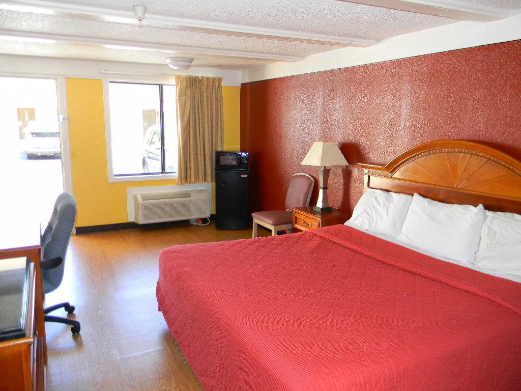 Motel Sleepwell Stockbridge Extérieur photo